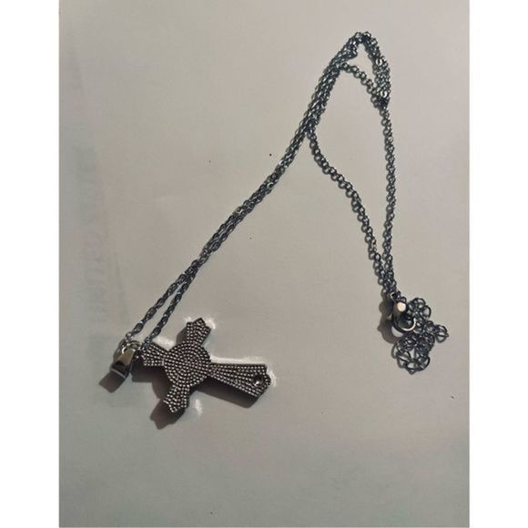 Copy - BEAUTIFUL BLUE OPAL CELTIC CROSS NECKLACE - Picture 5 of 8